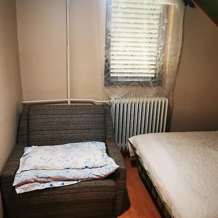 Anci Vendeghaz Apartamento *